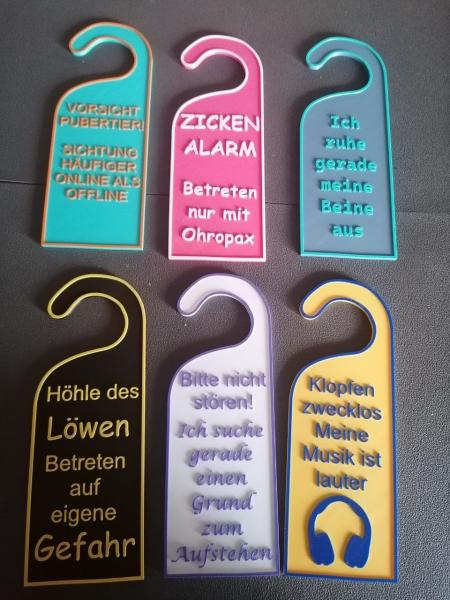 Türanhänger mit lustigen Sprüchen